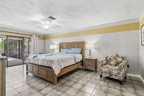 Villa ou maison à vendre à Clearwater, Floride: 4 chambres, 266.26 m2 № 2151619 - photo 24