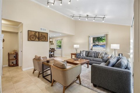 House in Sarasota, Florida 3 bedrooms, 181.9 sq.m. № 2391193 - photo 11