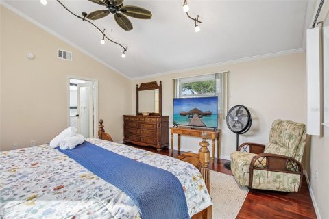 House in Sarasota, Florida 3 bedrooms, 181.9 sq.m. № 2391193 - photo 30