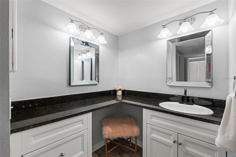Copropriété à vendre à Tarpon Springs, Floride: 2 chambres, 103.59 m2 № 2220759 - photo 23