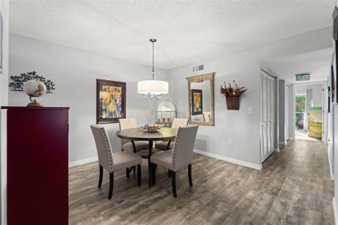 Copropriété à vendre à Tarpon Springs, Floride: 2 chambres, 103.59 m2 № 2220759 - photo 13