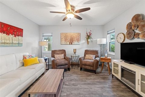 Copropriété à vendre à Tarpon Springs, Floride: 2 chambres, 103.59 m2 № 2220759 - photo 9