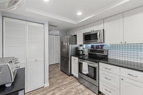 Copropriété à vendre à Tarpon Springs, Floride: 2 chambres, 103.59 m2 № 2220759 - photo 14