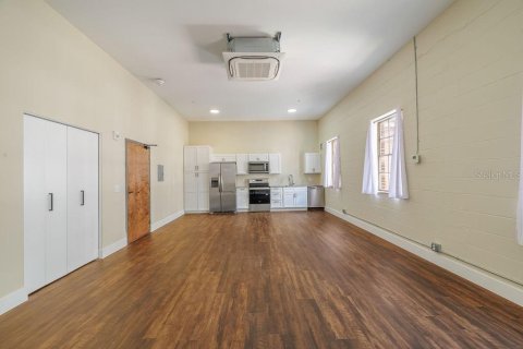 Appartement à louer à DeLand, Floride: 1 pièce, 41.81 m2 № 2116180 - photo 5