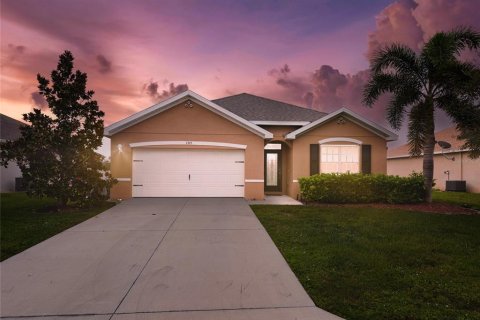House in Punta Gorda, Florida 4 bedrooms, 171.5 sq.m. № 1914693 - photo 3