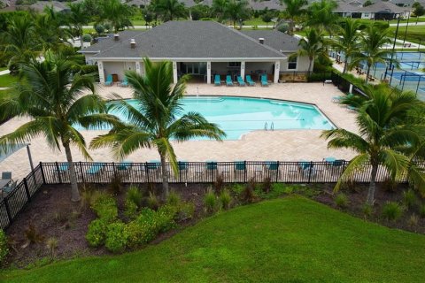 House in Punta Gorda, Florida 4 bedrooms, 171.5 sq.m. № 1914693 - photo 8