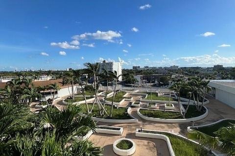 Condominio en venta en North Miami, Florida, 2 dormitorios, 99.41 m2 № 1782038 - foto 9