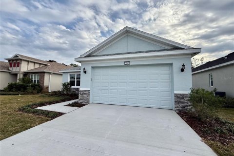 House in Mount Dora, Florida 3 bedrooms, 202.53 sq.m. № 1534292 - photo 1