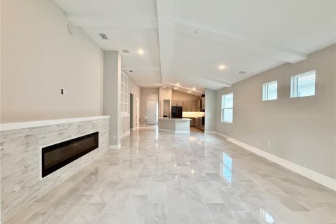 House in Mount Dora, Florida 3 bedrooms, 202.53 sq.m. № 1534292 - photo 14