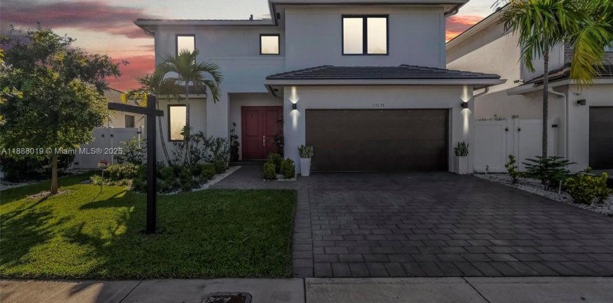 Villa ou maison à Homestead, Floride 4 chambres, 237.46 m2 № 1942045