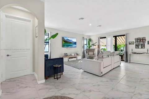 Villa ou maison à vendre à Homestead, Floride: 4 chambres, 237.46 m2 № 1942045 - photo 6