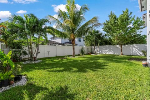 Villa ou maison à vendre à Homestead, Floride: 4 chambres, 237.46 m2 № 1942045 - photo 18