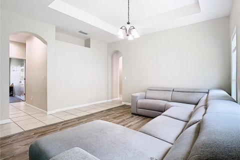 Casa en alquiler en Orlando, Florida, 3 dormitorios, 189.43 m2 № 1777048 - foto 12