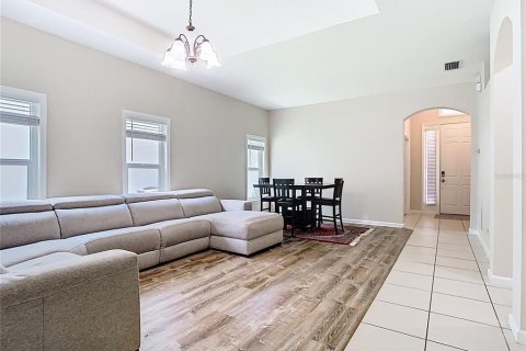 Casa en alquiler en Orlando, Florida, 3 dormitorios, 189.43 m2 № 1777048 - foto 11