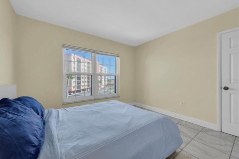 Condo in Clearwater, Florida, 2 bedrooms  № 1900757 - photo 22