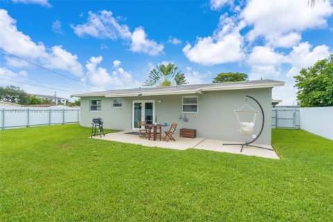 Villa ou maison à vendre à Fort Lauderdale, Floride: 3 chambres, 114.55 m2 № 1920217 - photo 24