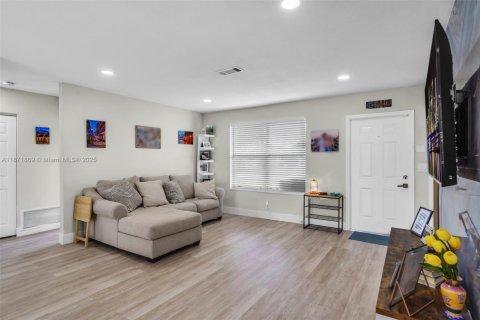 Villa ou maison à vendre à Fort Lauderdale, Floride: 3 chambres, 114.55 m2 № 1920217 - photo 6