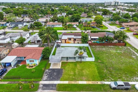 Villa ou maison à vendre à Fort Lauderdale, Floride: 3 chambres, 114.55 m2 № 1920217 - photo 25
