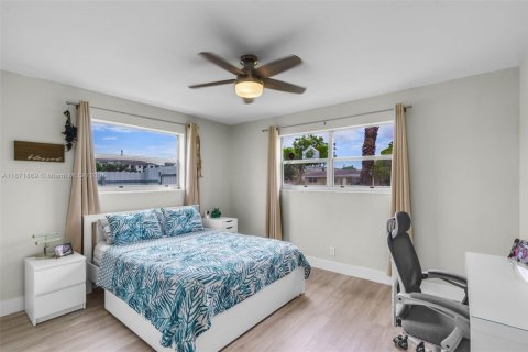 Villa ou maison à vendre à Fort Lauderdale, Floride: 3 chambres, 114.55 m2 № 1920217 - photo 12