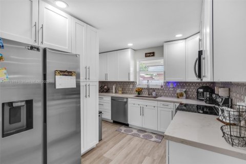 Villa ou maison à vendre à Fort Lauderdale, Floride: 3 chambres, 114.55 m2 № 1920217 - photo 9