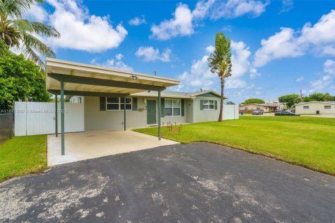 Villa ou maison à vendre à Fort Lauderdale, Floride: 3 chambres, 114.55 m2 № 1920217 - photo 3
