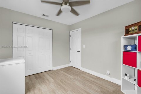 Villa ou maison à vendre à Fort Lauderdale, Floride: 3 chambres, 114.55 m2 № 1920217 - photo 19