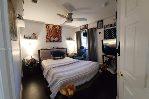 Condo in Miramar, Florida, 3 bedrooms  № 1696286 - photo 12