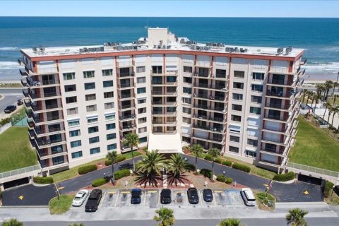 Condominio en Flagler Beach, Florida, 2 dormitorios № 2099217