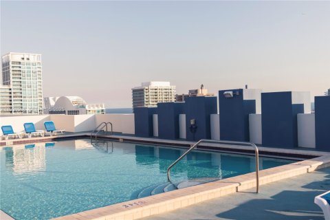 Condo in Miami Beach, Florida, 1 bedroom № 2154800 - photo 27
