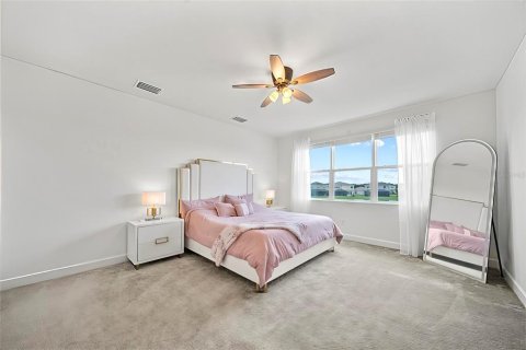 House in Wesley Chapel, Florida 4 bedrooms, 275.08 sq.m. № 1854432 - photo 5