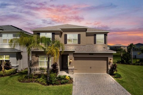 House in Wesley Chapel, Florida 4 bedrooms, 275.08 sq.m. № 1854432 - photo 1