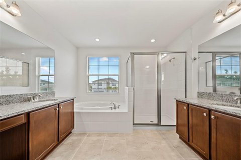 House in Wesley Chapel, Florida 4 bedrooms, 275.08 sq.m. № 1854432 - photo 23