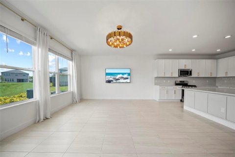 House in Wesley Chapel, Florida 4 bedrooms, 275.08 sq.m. № 1854432 - photo 16