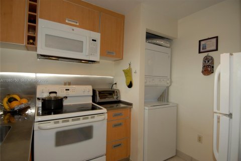 Copropriété à vendre à Miami, Floride: 1 chambre, 71.35 m2 № 2052500 - photo 8