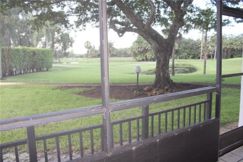 Купить кондоминиум в Уэстон, Флорида 2 спальни, 128.39м2, № 2053523 - фото 16