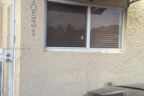 Commercial property in Miami, Florida 1 bedroom, 139.91 sq.m. № 1994778 - photo 10