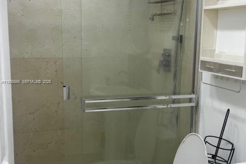 Commercial property in Miami, Florida 1 bedroom, 139.91 sq.m. № 1994778 - photo 8