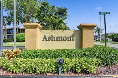 Condominio en venta en Tamarac, Florida, 2 dormitorios, 93.83 m2 № 2146754 - foto 5