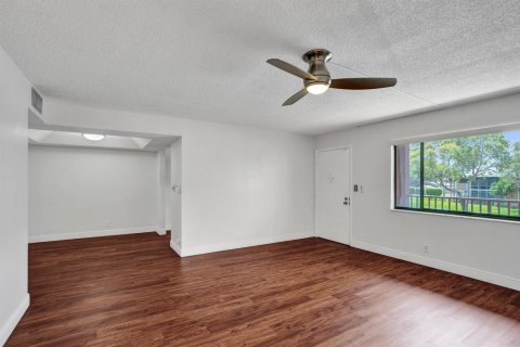 Condominio en venta en Tamarac, Florida, 2 dormitorios, 93.83 m2 № 2146754 - foto 11