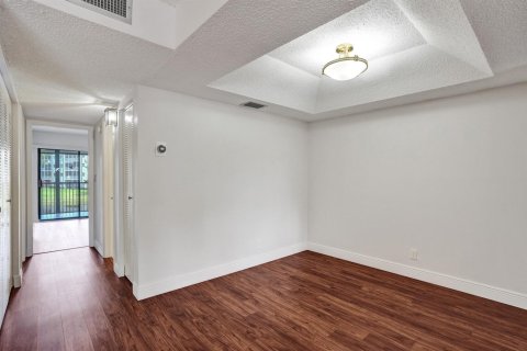 Condominio en venta en Tamarac, Florida, 2 dormitorios, 93.83 m2 № 2146754 - foto 13
