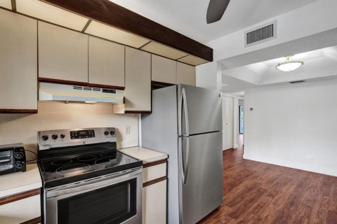 Condominio en venta en Tamarac, Florida, 2 dormitorios, 93.83 m2 № 2146754 - foto 21