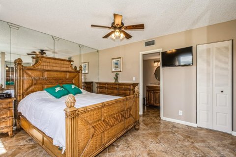 Condo in Margate, Florida, 2 bedrooms  № 1794069 - photo 14