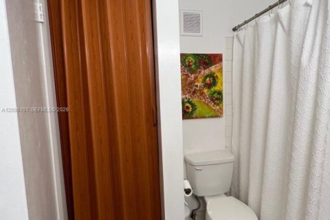 Copropriété à louer à Miami, Floride: 2 chambres, 101.54 m2 № 2388049 - photo 19