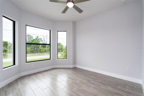 Villa ou maison à vendre à Rotonda, Floride: 3 chambres, 174.75 m2 № 2214340 - photo 30