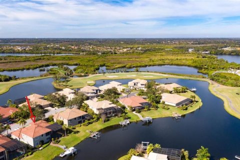 Villa ou maison à Bradenton, Floride 5 chambres, 383.69 m2 № 2324637