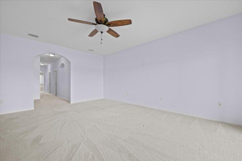 House in Port St. Lucie, Florida 4 bedrooms, 320.33 sq.m. № 2246358 - photo 17