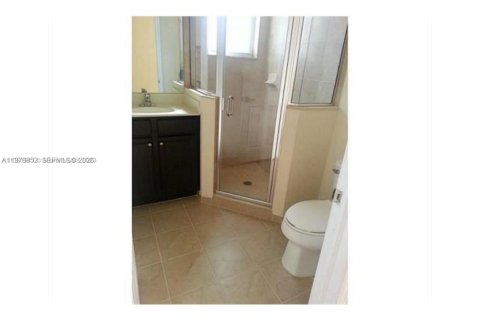 Снять в аренду квартиру в Майами, Флорида № 2046242 - фото 3