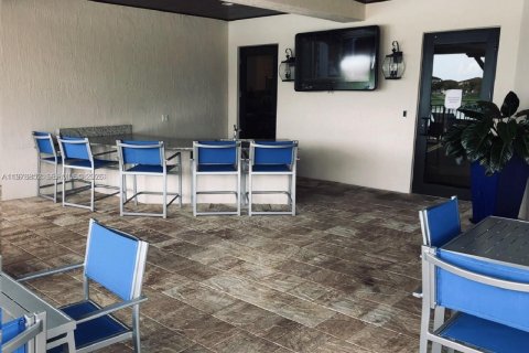 Снять в аренду квартиру в Майами, Флорида № 2046242 - фото 8