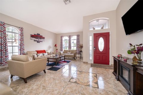 House in Orlando, Florida 4 bedrooms, 182.46 sq.m. № 1843304 - photo 11