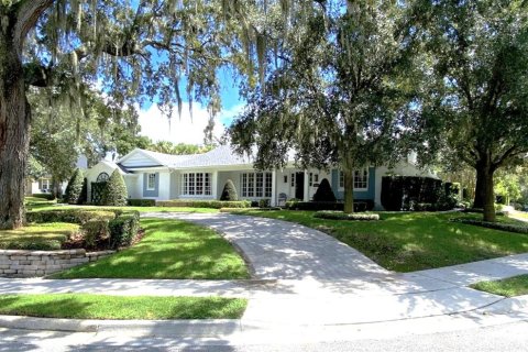 Casa en Winter Park, Florida 3 dormitorios, 354.7 m2 № 2093919